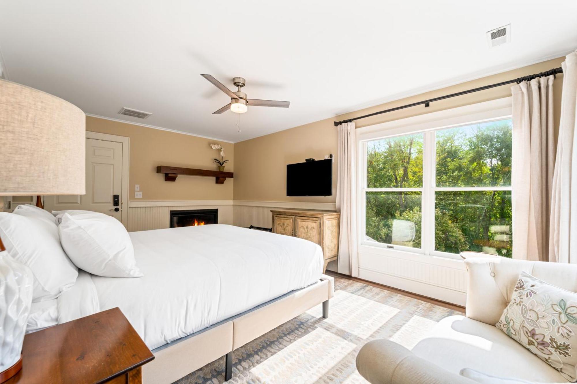 Inn At Brierley Hill Лексингтон Экстерьер фото